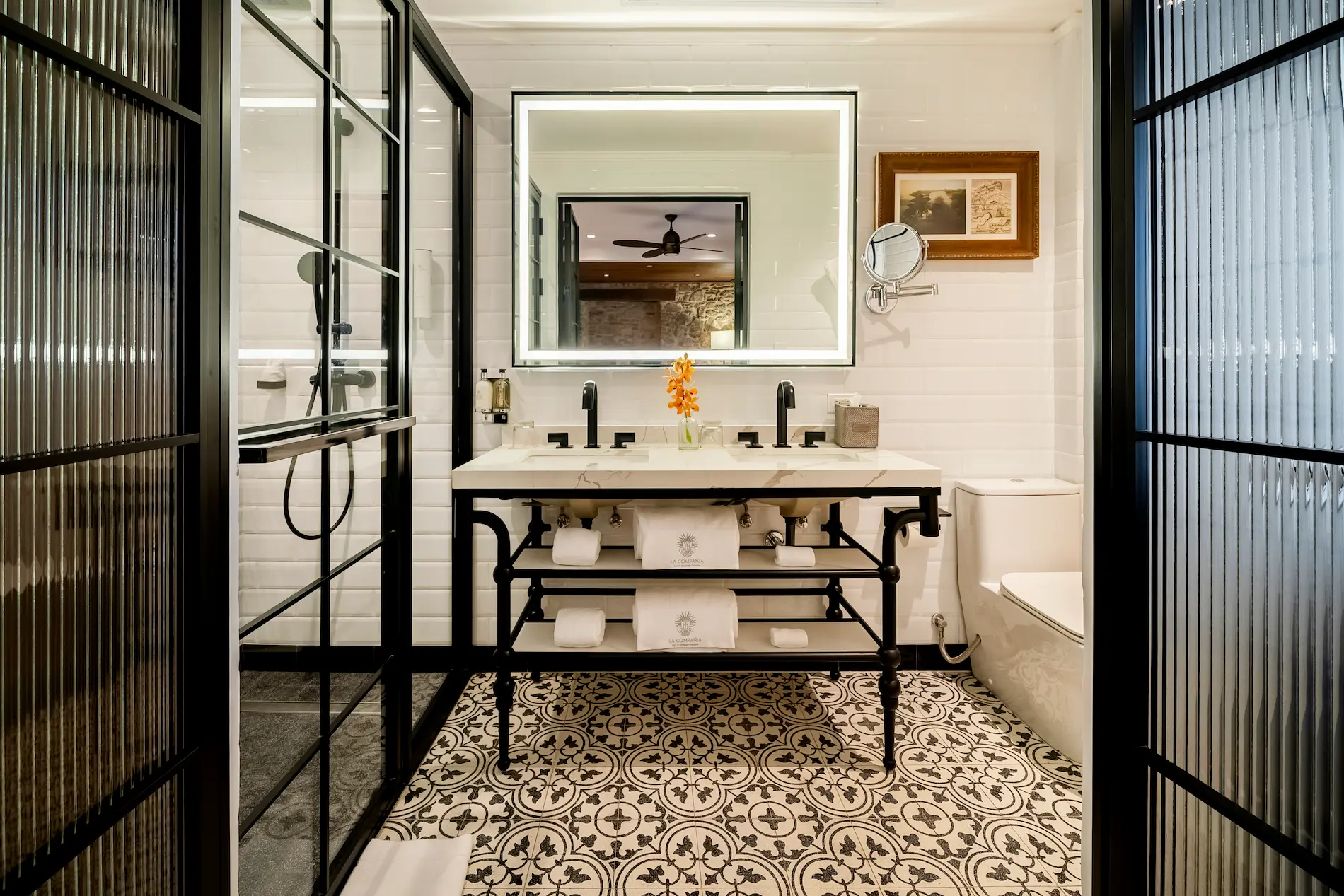 Spanish Wing image 2